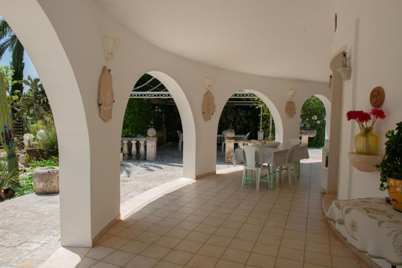 La Villa Di Anglani Carovigno Bagian luar foto