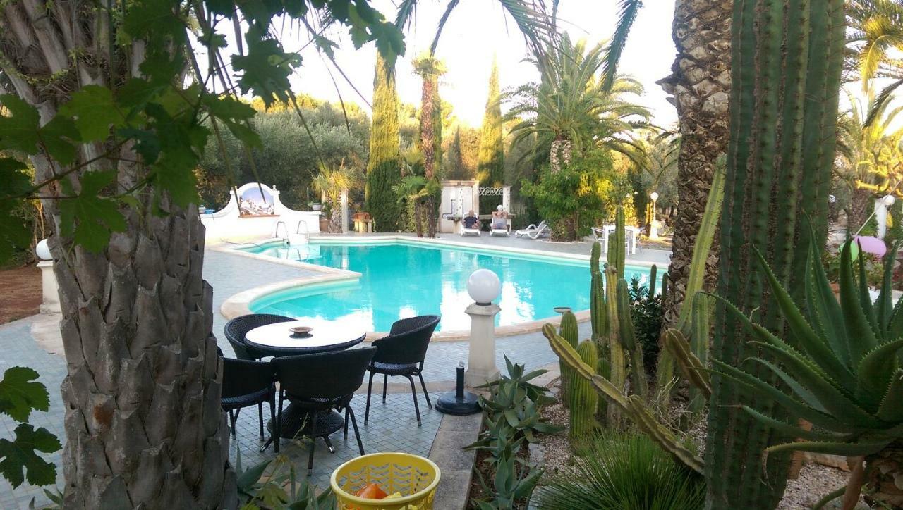 La Villa Di Anglani Carovigno Bagian luar foto