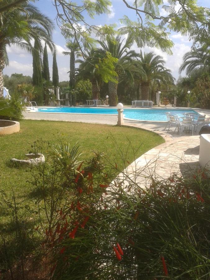 La Villa Di Anglani Carovigno Bagian luar foto