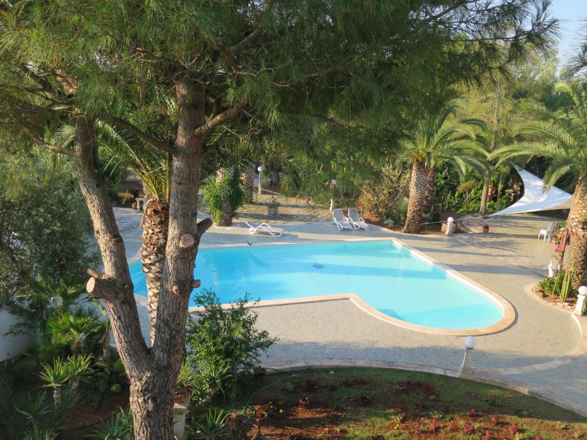 La Villa Di Anglani Carovigno Bagian luar foto